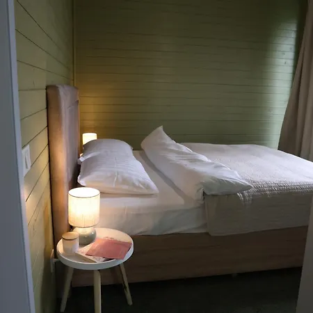 зелено Holiday home
